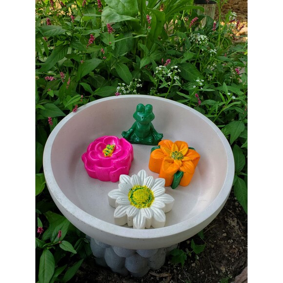Handcrafted Cement Bee Watering Station, Butterfly Puddler Dish, Pollinator - Picture 6 of 10